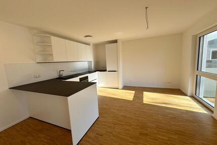 Wohnen mit Ausblick ins Grüne - 1.560,00&nbsp;EUR Kaltmiete, ca.&nbsp; 80,09&nbsp;m&sup2; in Remseck am Neckar (PLZ: 71686)