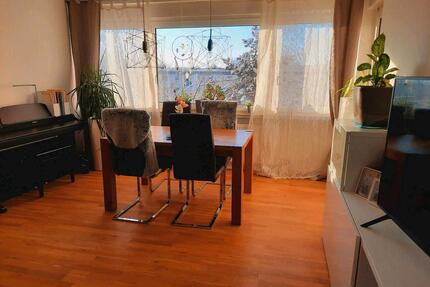 Helle, modernisierte 2-Zimmer-Wohnung mit Südbalkon in 90449 - Nürnberg Gebersdorf