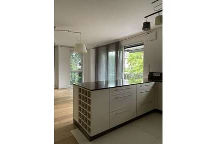Wohnung zum Mieten in Wiesbaden 1.750,00 € 119 m²