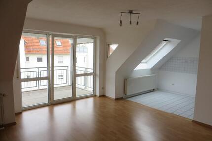 2 12 Zimmer DG-Wohnung in Jettingen (Oberjettingen