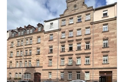 Sofort frei - Urbanes Wohnen im Denkmal - 3-Zi.-Whg. mit Balkon in der Fürther Südstadt | Natur und Einkaufsmöglichkeiten in unmittelbarer Nähe