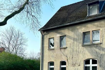 Große Doppelhaushälfte - 395.000,00&nbsp;EUR Kaufpreis, ca.&nbsp; 180,00&nbsp;m&sup2; in Dortmund (PLZ: 44388) Bövinghausen