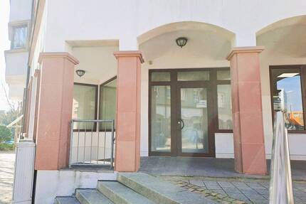 Großzügige Praxis Büro- oder Geschäftsräume in zentraler Lage Kelkheims