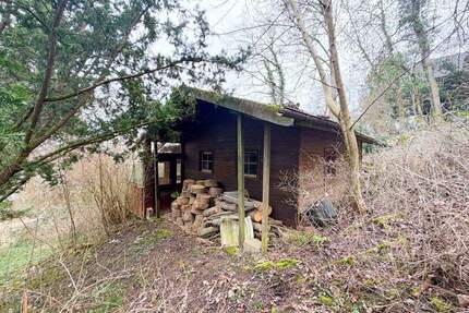 Zwei Freizeitgrundstücke mit Bestandsgebäude in Coburg Nähe Hahnweg zu verkaufen!
