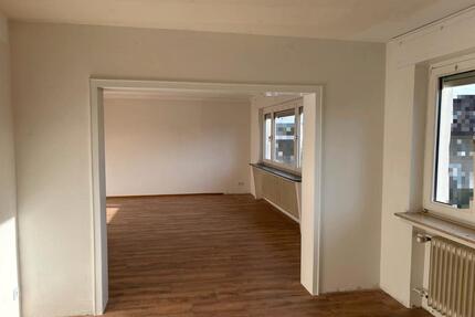 Helle 5-Zimmer-Wohnung in Lemgo mit Balkon und Stellplatz