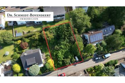 Baulücke in aussichtsreicher Wohnstraße von Nistertal.