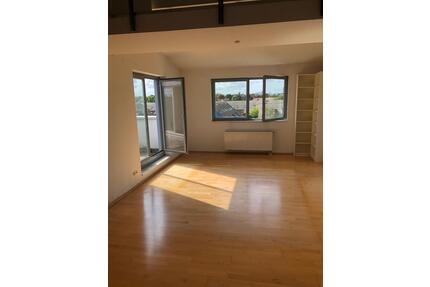 Lichtdurchflutete Dachgeschosswohnung mit großer Galerie - Hannover Bothfeld-Vahrenheide
