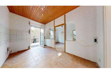 Haus zum Kaufen in Pirmasens 129.000,00 € 181 m²