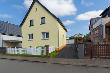 Haus zum Kaufen in Schöffengrund 300.000,00 € 145 m²