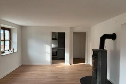 3-Zimmer Wohnung in Saal - 730,00&nbsp;EUR Kaltmiete, ca.&nbsp; 65,00&nbsp;m&sup2; in Saal an der Donau (PLZ: 93342)