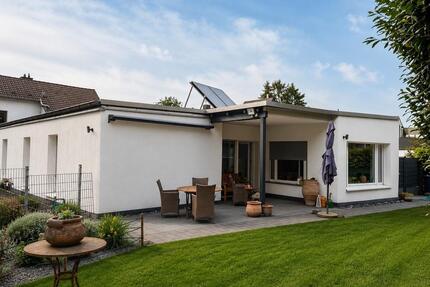 Freistehender Bungalow Provisionsfrei! Sonderpreis ! - Leverkusen