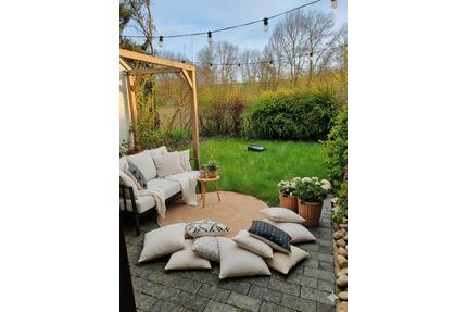 3,5 Zimmer Wohnung mit Privatgarten, Doppelgarage, barrierefrei - Würzburg Steinbachtal