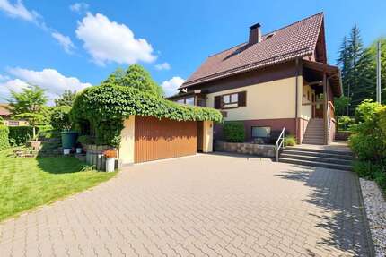Haus zum Kaufen in Weischlitz 365.000,00 € 176 m²