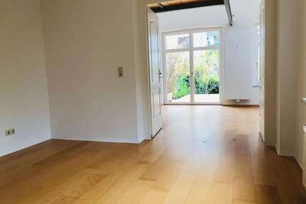 Haus zum Mieten in Bonn 2.650,00 € 155 m²