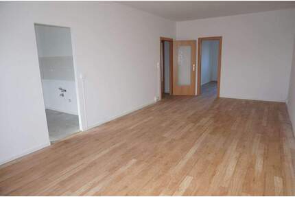 3. OG - Südbalkon - gut geschnittene Räume - u.v.m. - Chemnitz Kappel