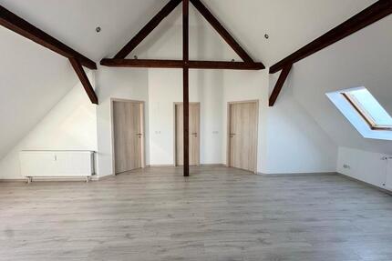 Helle & moderne 5-Raumwohnung in ruhiger Lage - Hettstedt