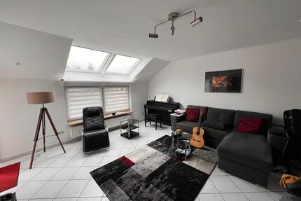 Helle Dachgeschosswohnung - 159.000,00&nbsp;EUR Kaufpreis, ca.&nbsp; 73,20&nbsp;m&sup2; in Dransfeld (PLZ: 37127)