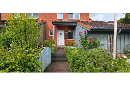 Reihenendhaus in ruhiger Lage - 389.000,00&nbsp;EUR Kaufpreis, ca.&nbsp; 95,00&nbsp;m&sup2; in Kiel (PLZ: 24111) Russee