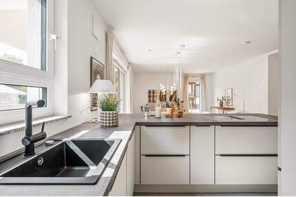 3 Zimmer-Wohnung mit eigenem Garten, Einbauküche und Full-Smart-Home - Wiesbaden Biebrich