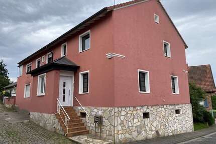 Haus zum Kaufen in Stelzenberg 200.000,00 € 289 m²