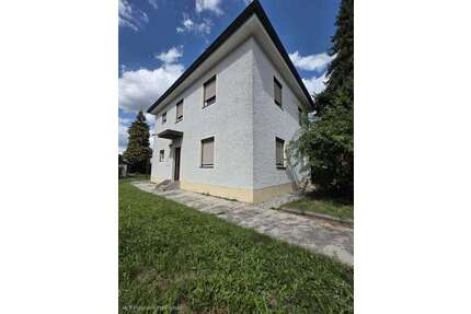 Haus zum Mieten in Moosburg 1.250,00 € 150 m²