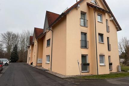 3-Raum-Wohnung mit Terrasse u. Gartenanteil - Naunhof