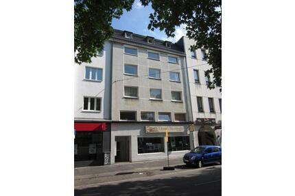 Leben mitten in der Stadt. Geräumige 2,5-Zimmer-Stadtwohnung - Bochum