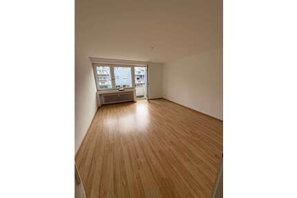 Wohnung zum Mieten in Düsseldorf 680,00 € 58 m²