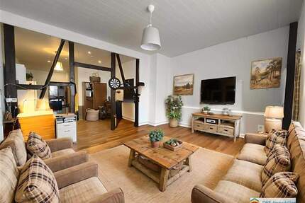 Modernisierte 2-Zimmer-Altbauwohnung mit Charme - Wuppertal Langerfeld