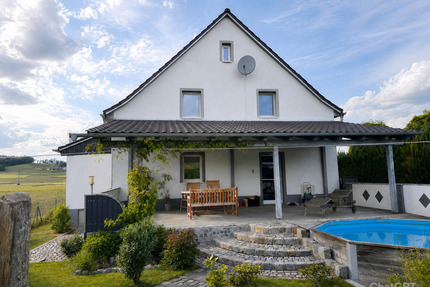 Haus zum Kaufen in Bruckberg 695.000,00 € 195.13 m²