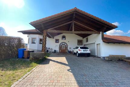 Schöne 1,5 Zimmerwohnung nähe Neureichenau
