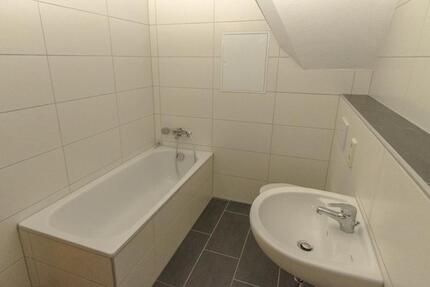 Gemütliche 3-Raum-Dachgeschosswohnung in zentraler Lage - Suhl