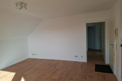 3 Zimmer DG Wohnung (für eine Person) in Biberach - Biberach an der Riß