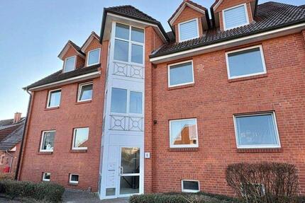 Attraktive 2 Zi-Whg mit schönen überdachten Süd-Balkon in Stade