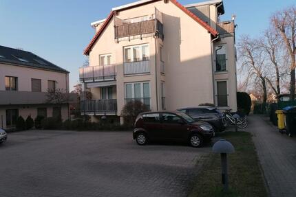 Möblierte 2-Zimmer-Maisonette-Wohnung in Berlin Alt-Glienicke