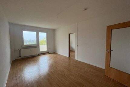 Superpreis..helle, moderne 3 - Zimmer-Wohnung, Einbauküche gegen Aufpreis möglich... sofort einzugsfertig - Zwickau Pölbitz