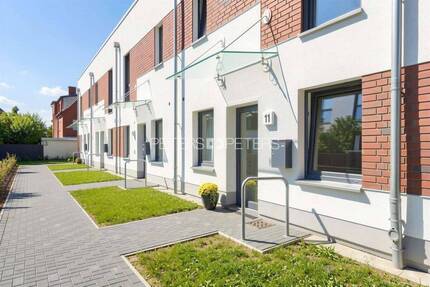 + Wo Träume wohnen: Ihr neues Zuhause wartet + - Schwerin Werdervorstadt