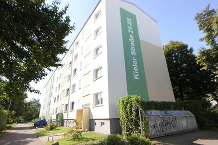 Schöne 2 Zimmer-Wohnung mit Balkon in Lankow zu mieten! - Schwerin Friedrichsthal
