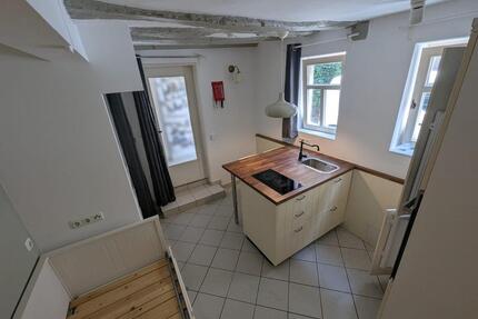 Schönes voll möbliertes Apartment - zentrale Lage in Lich