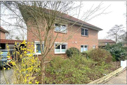 Charmante Doppelhaushälfte in OldenburgOfenerdiek