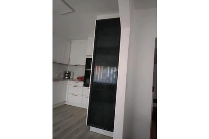 students zimmer ab sofort - 450,00&nbsp;EUR Kaltmiete, ca.&nbsp; 18,00&nbsp;m&sup2; in Wiehl (PLZ: 51674)