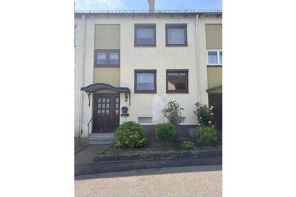 Reihenmittelhaus mit Garten - 279.000,00&nbsp;EUR Kaufpreis, in Schwaigern (PLZ: 74193)