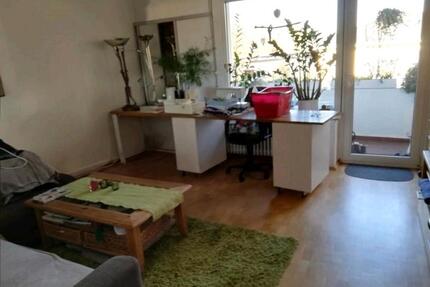 Bochum teilmöblierte 2-Zimmerwohnung, EG-Wohnung 56m² mit Balkon