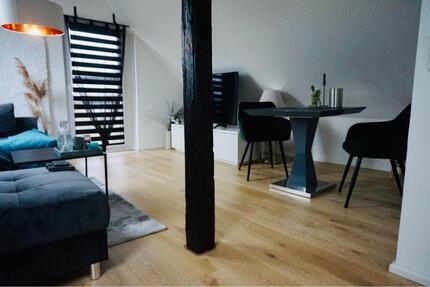 Gemütliche 2-Zimmer-Wohnung mit Eichenparkett und Blick ins Grüne - Rosdorf