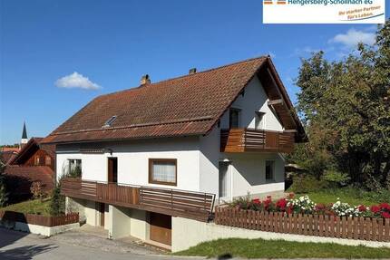 Einfamilienhaus mit Garten und toller Aussicht in ruhiger, zentraler Lage - renovierungsbedürftig-RESERVIERT - Schöllnach