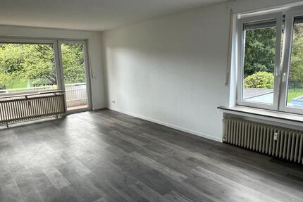 Wohnen im Grünen - 630,00&nbsp;EUR Kaltmiete, ca.&nbsp; 74,00&nbsp;m&sup2; in Sprockhövel (PLZ: 45549)