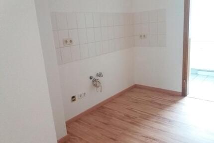 schöne 1- Zimmer- Wohnung !!!! - 175,00&nbsp;EUR Kaltmiete, ca.&nbsp; 20,50&nbsp;m&sup2; in Döbeln (PLZ: 04720)