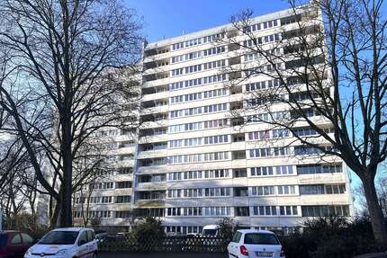 Wohnung zum Kaufen in Krefeld 89.000,00 € 70 m²