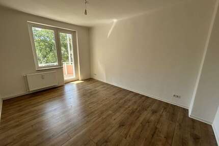 Wohnung zum Mieten in Magdeburg 350,00 € 56.42 m²
