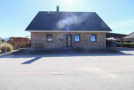 Viel Platz und Komfort - KFW 70 Haus - Energieklasse A - Ratzeburg